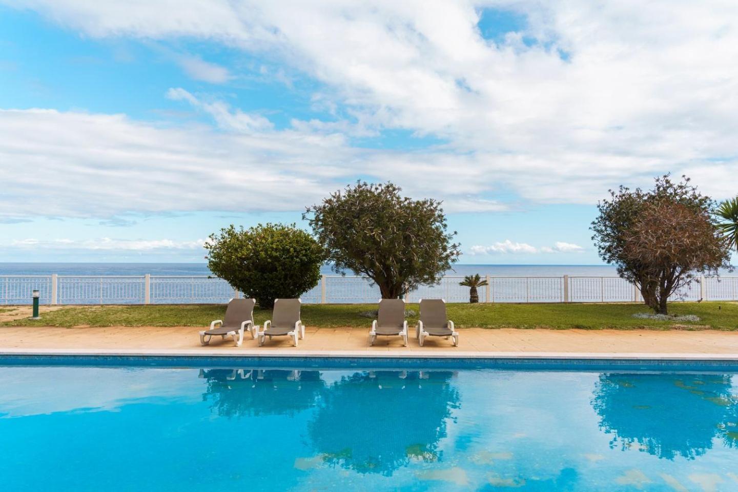 Apartamento Sunny Getaway In Funchal Exterior foto